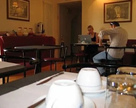 Hotel Cardinal Of Florence - Recommended For Ages 25 To 55 